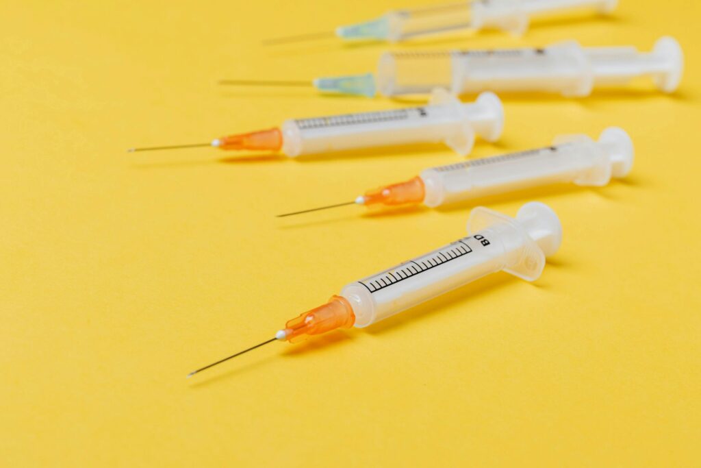 Vaccinationsskyddet mot stelkramp bör förstärkas regelbundet även som vuxen 2 rokotustieto 4210559